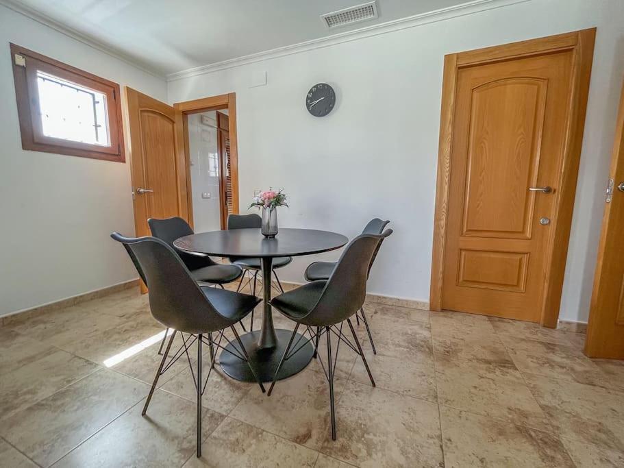 Trendy Villa For 14 Pers. Nearby Murcia/Alicante Múrcia Exterior foto